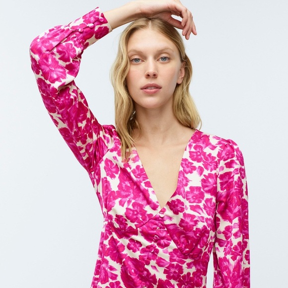 🎉HPx2🎉 J.Crew V-Neck Button Top Shaded Floral Sz00 - Picture 3 of 10